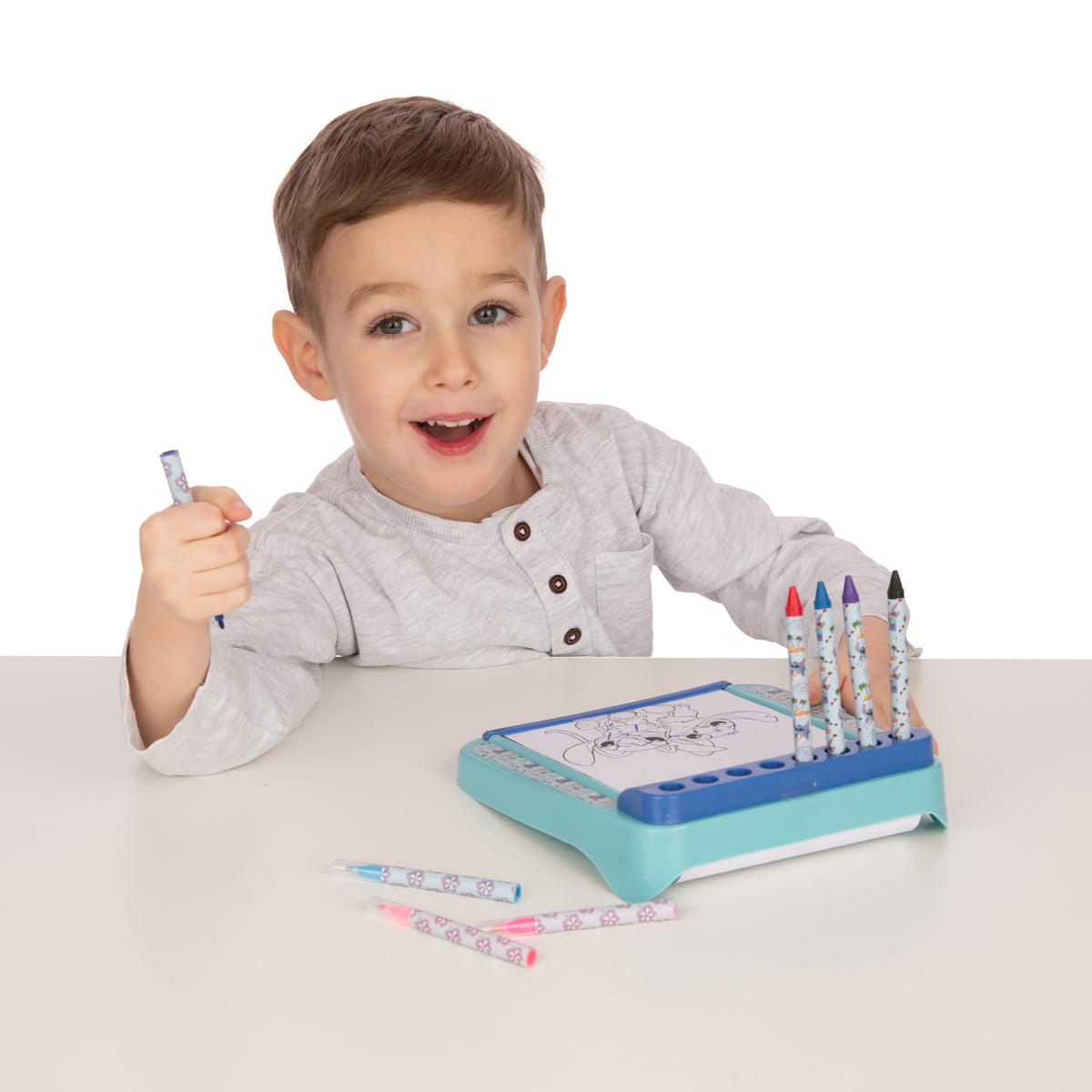 Disney Stitch Roll & Go Colouring Station with 10+ Accessories – Portable Art Set