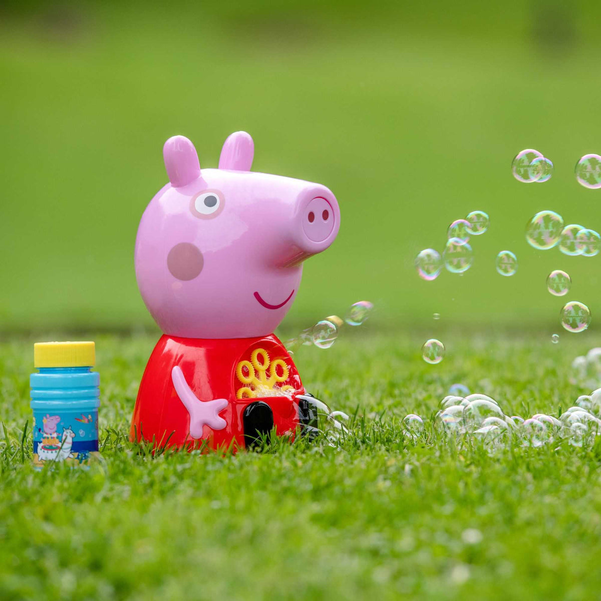 Peppa Pig Bubble Machine - Includes 118ml Bubble Solution