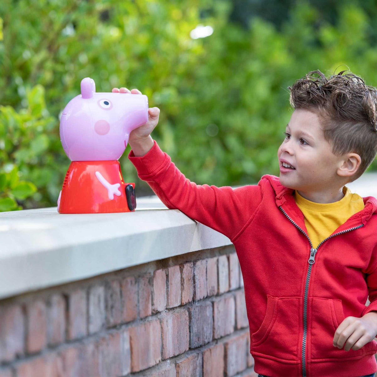 Peppa Pig Bubble Machine - Includes 118ml Bubble Solution