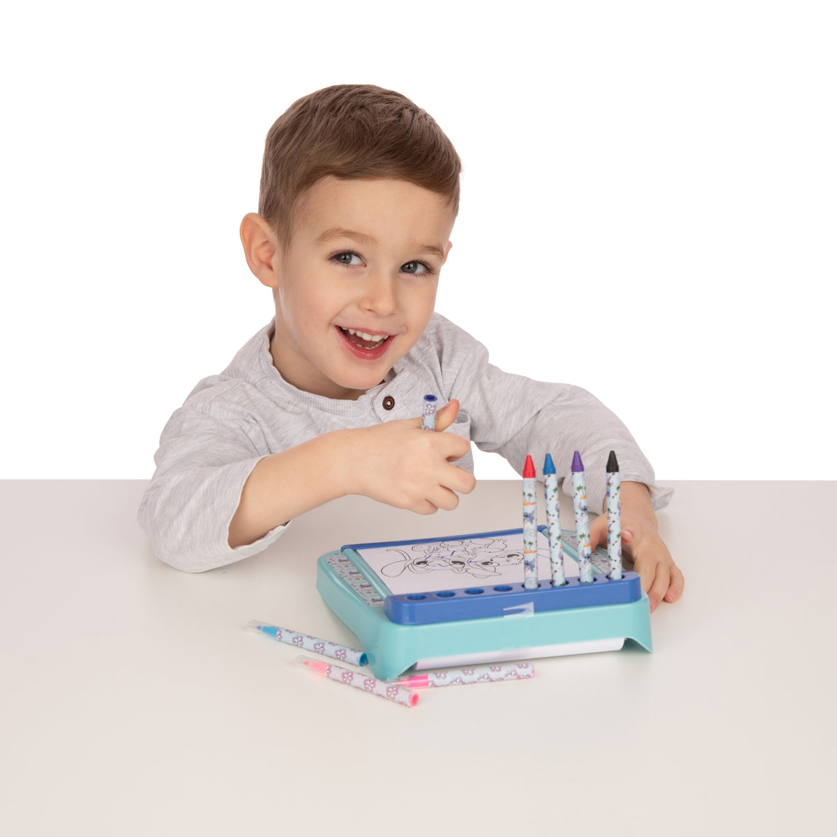 Disney Stitch Roll & Go Colouring Station with 10+ Accessories – Portable Art Set