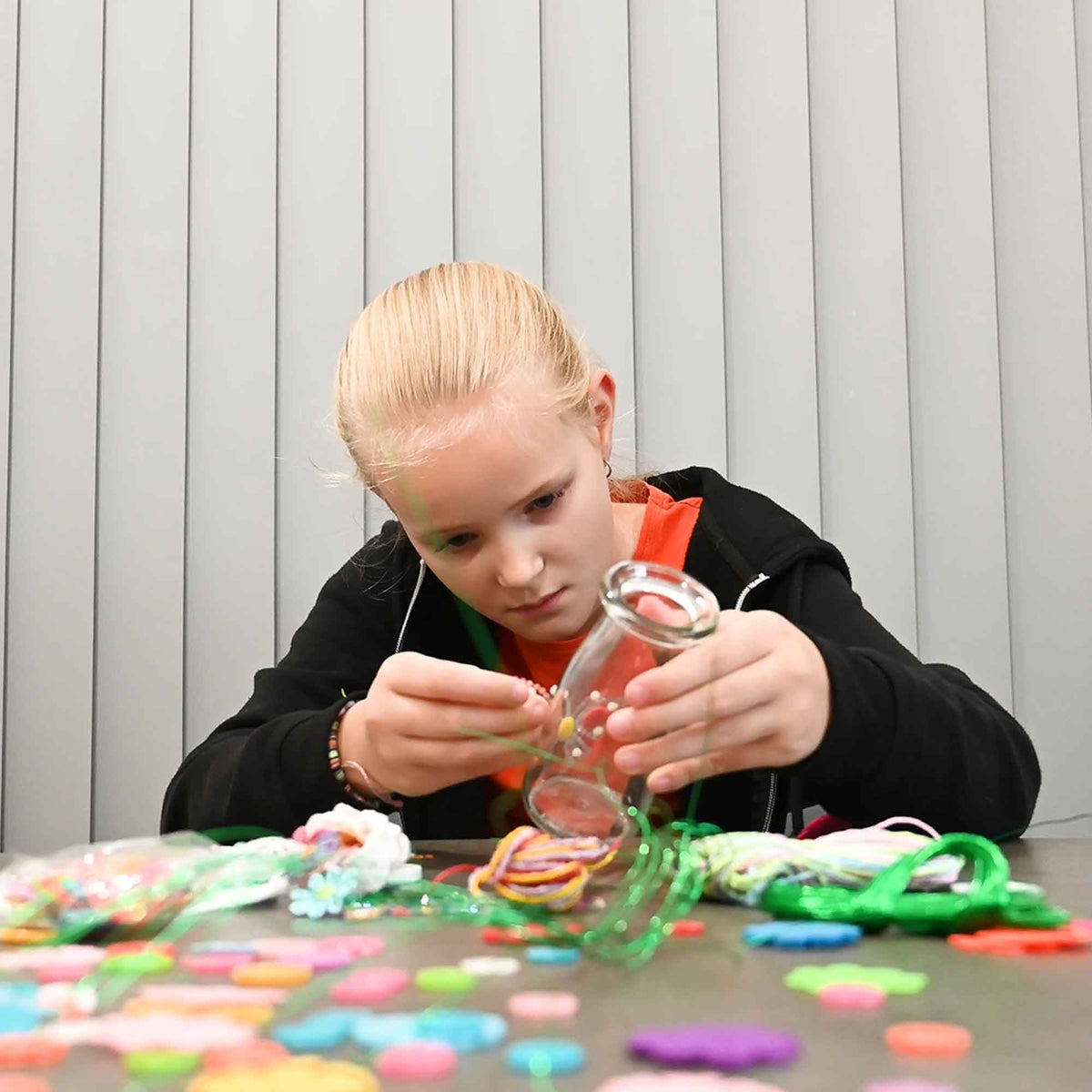 Fun Craft Make Your Own Flower Bouquet Kit – 300+ Piece Kids Craft Set