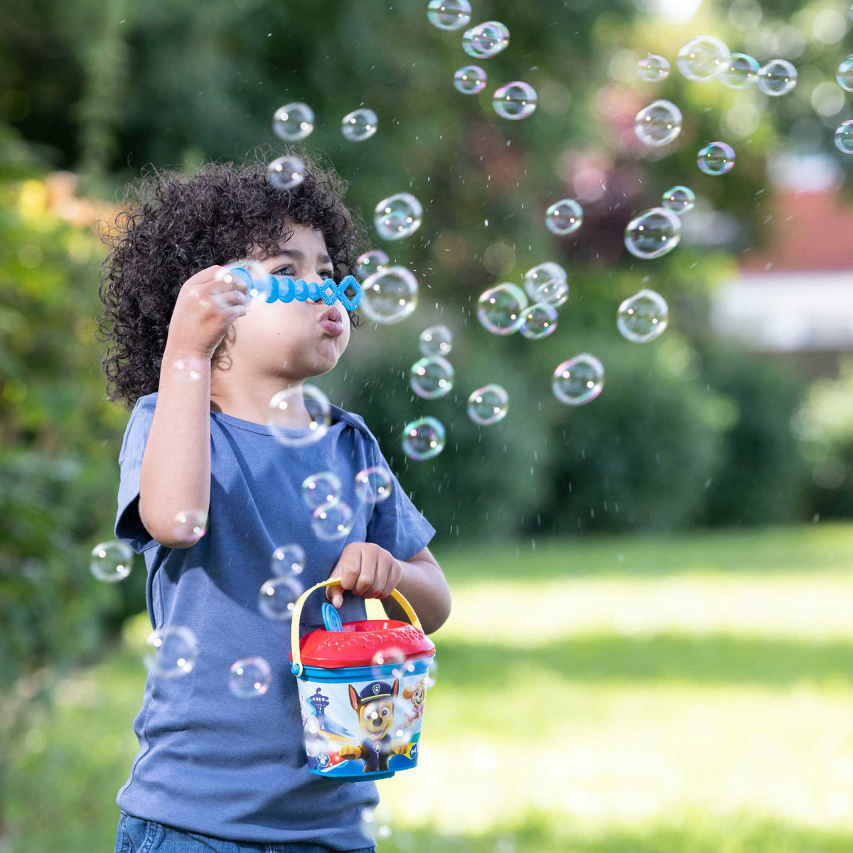 Paw Patrol Bubble Bundle Includes Bubble Gun, Bubble Wands & Solution