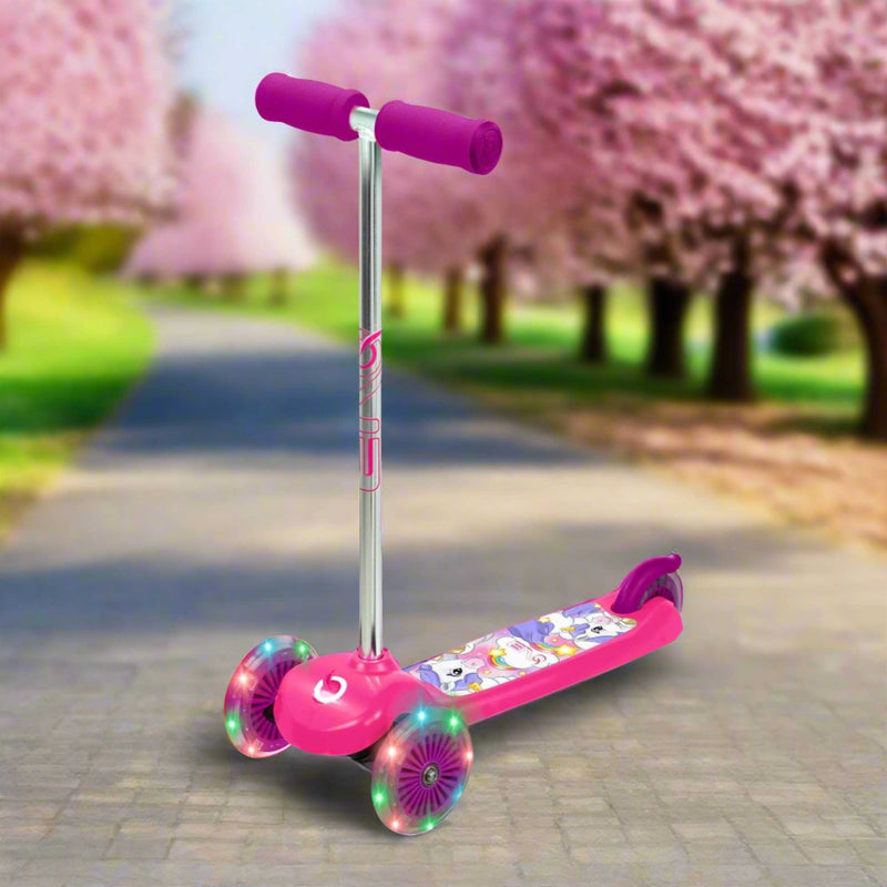 EVO Light Up Move N Groove Scooter for Ages 2 and Up with Lean-to-Steer System and LED Wheels, perfect for young children’s outdoor adventures.