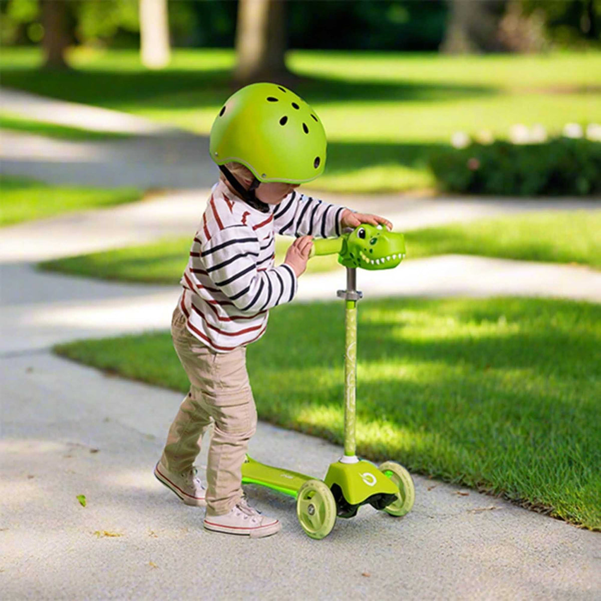 EVO Mini Cruiser Scooter , featuring a stable light up three-wheel design, adjustable handlebars, and lightweight, durable construction, perfect for young children’s outdoor adventures.