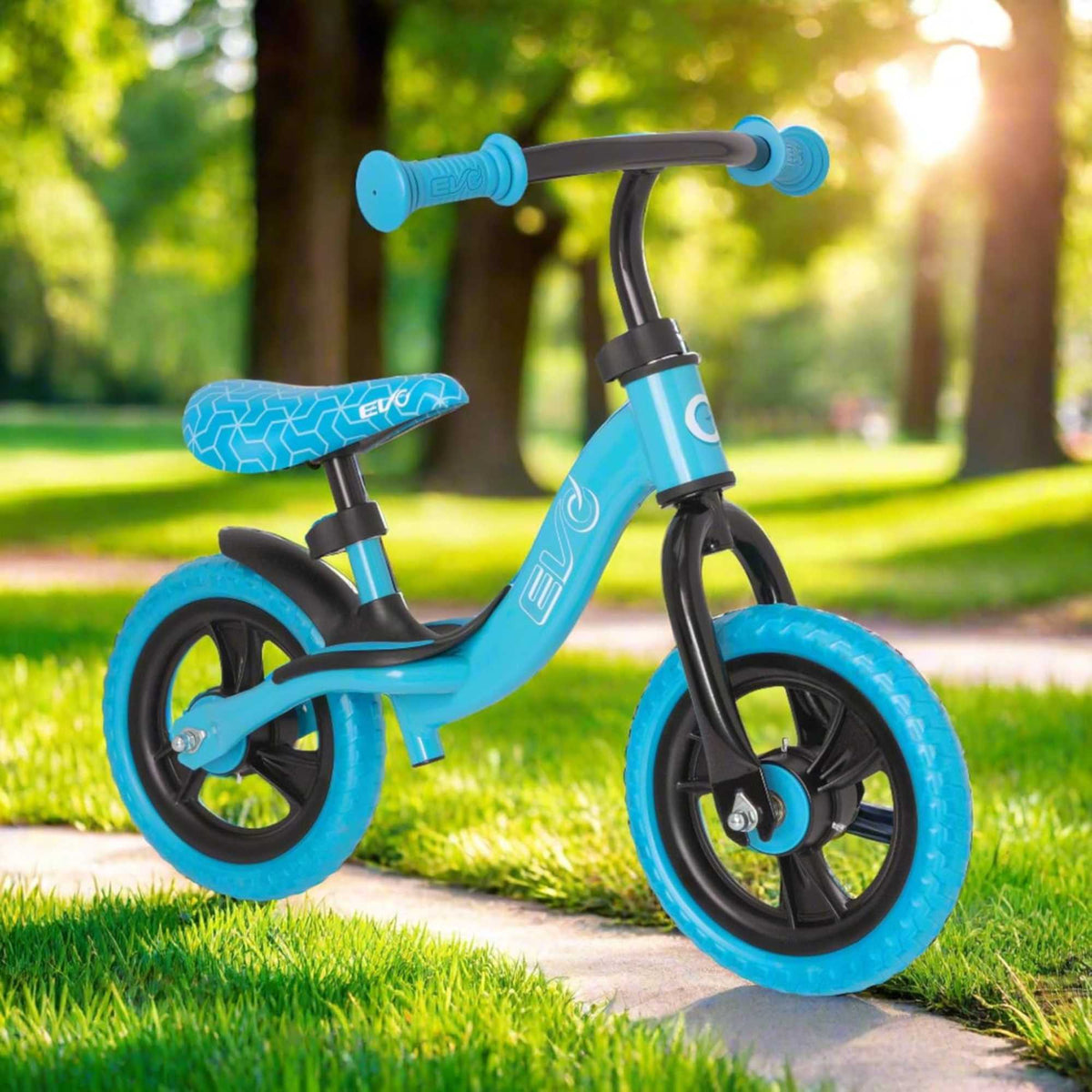 EVO Balance Bike with adjustable seat and handlebars, lightweight and durable frame, perfect for teaching children balance and coordination.