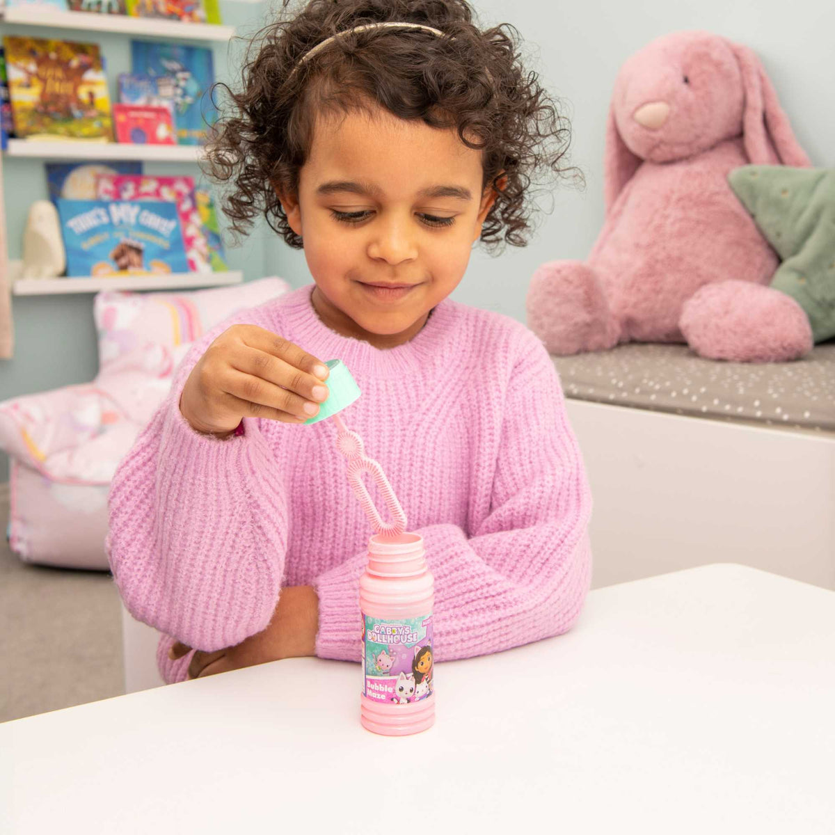 Gabby&#39;s Dollhouse Bubble Maze - 24 Multipack with Gabby&#39;s Maze Game Bubble Toys