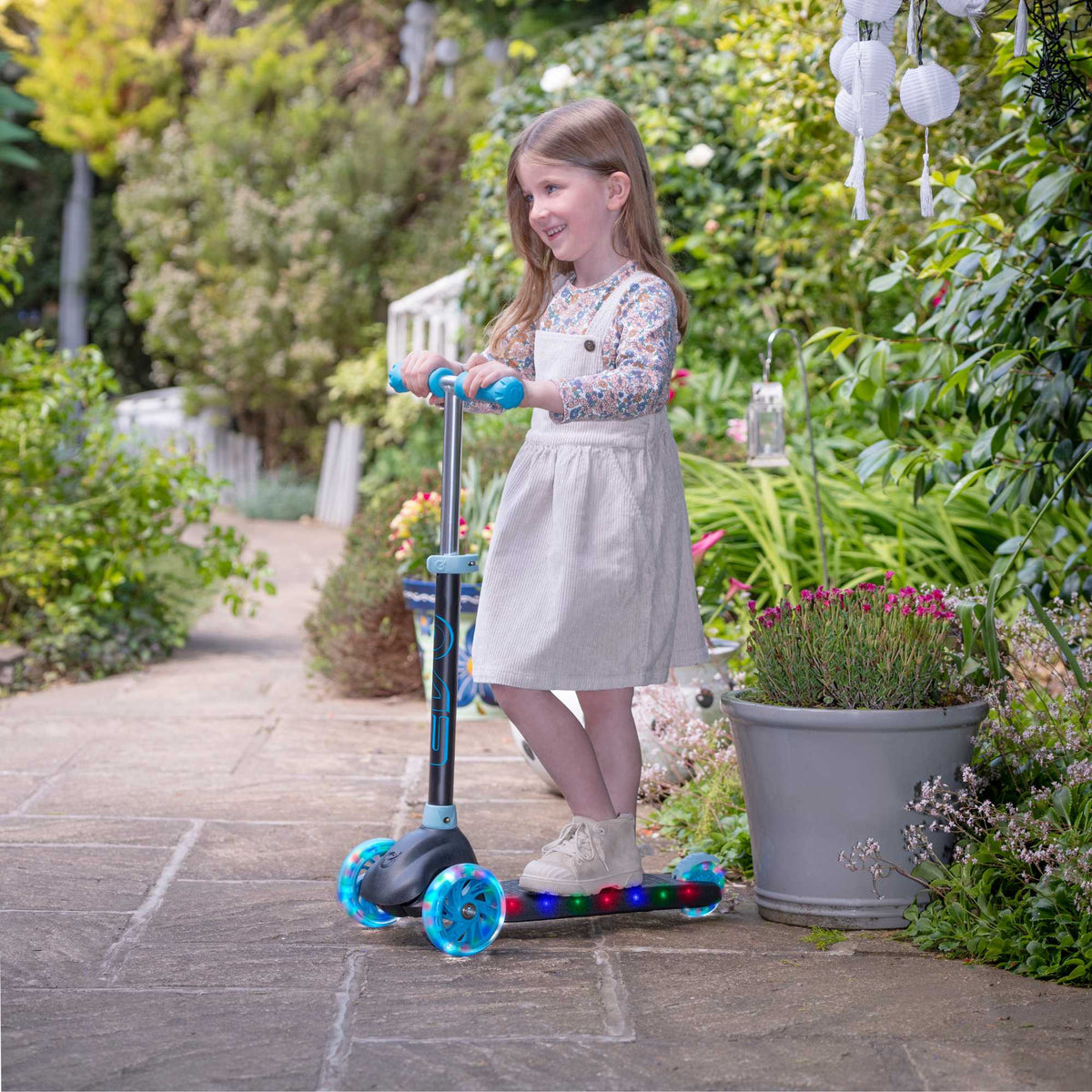 EVO Eclipse Light Up Scooter - Blue Scooters