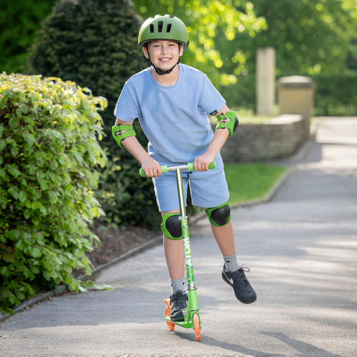 ATOM Light Up Inline Childrens Scooter - Dinosaur