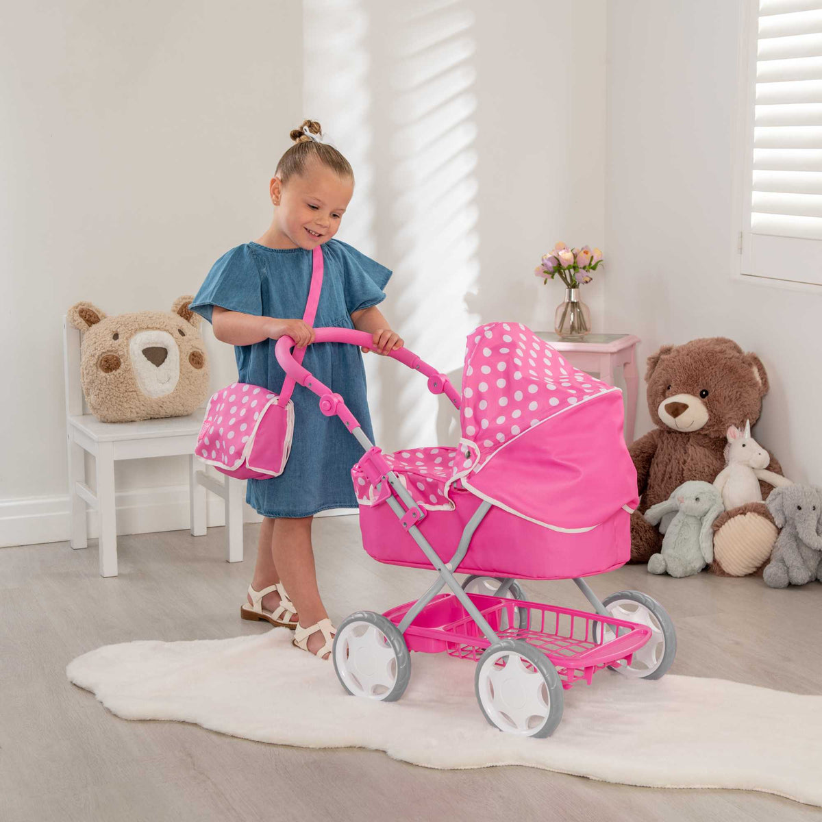 Dolly Tots Junior Dolls Pram - Stylish and Durable Toy Pram for Dolls with Adjustable Handle