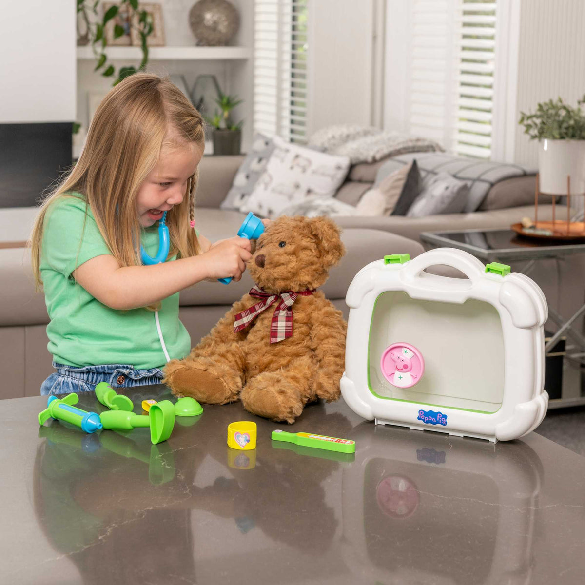 Peppa Pig Medic Playset Medic