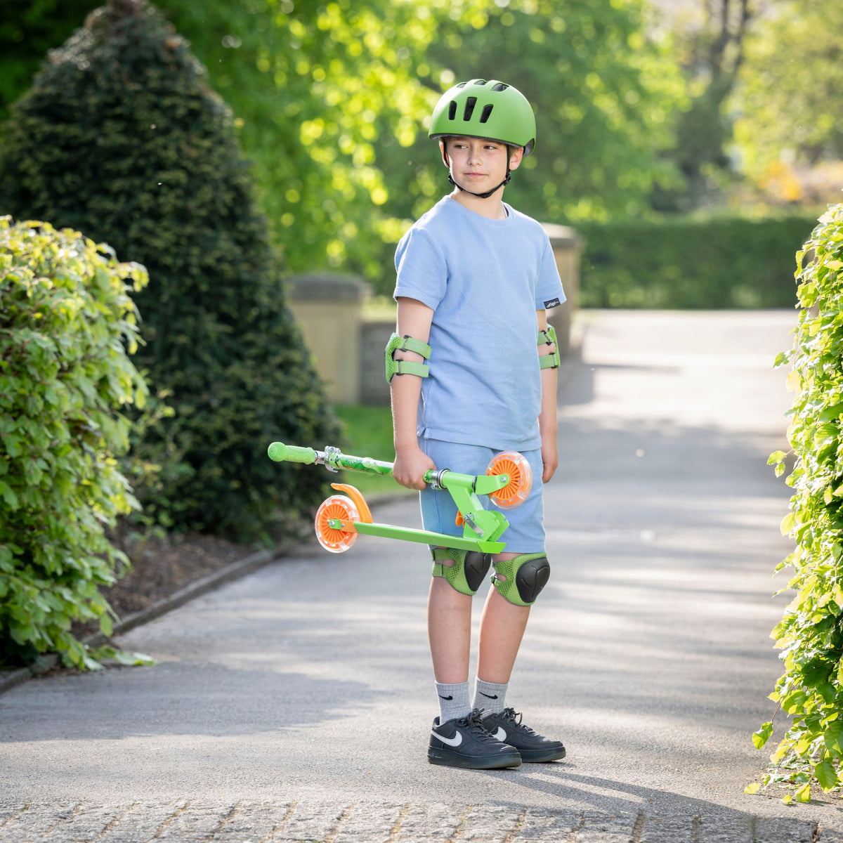 ATOM Light Up Inline Childrens Scooter - Dinosaur
