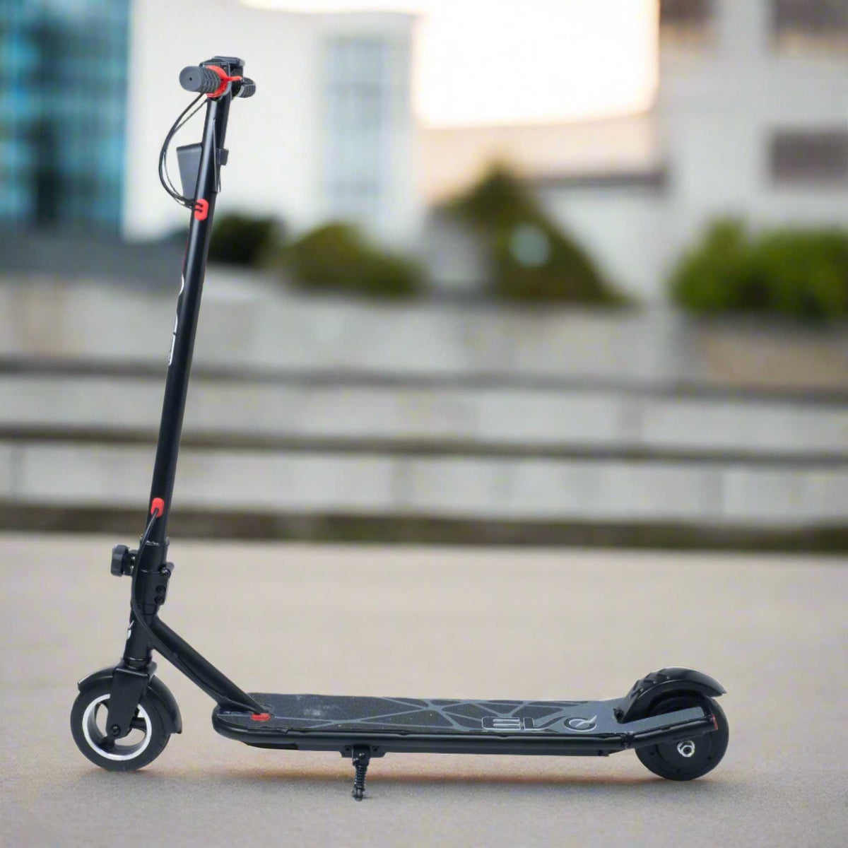 Black EVO VT3 Electric Scooter for Teens 14+ – Sleek and powerful e-scooter with high-performance motor, durable frame, and smooth ride for urban commuting and outdoor fun.