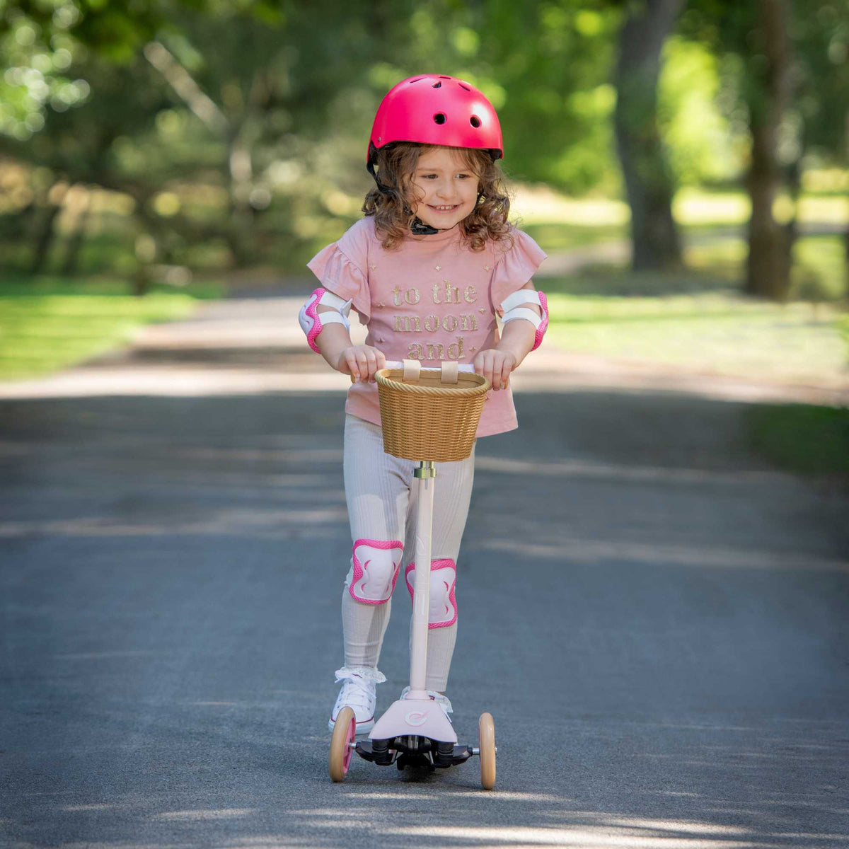 EVO Mini Cruiser Scooter With Basket - Pink Scooters