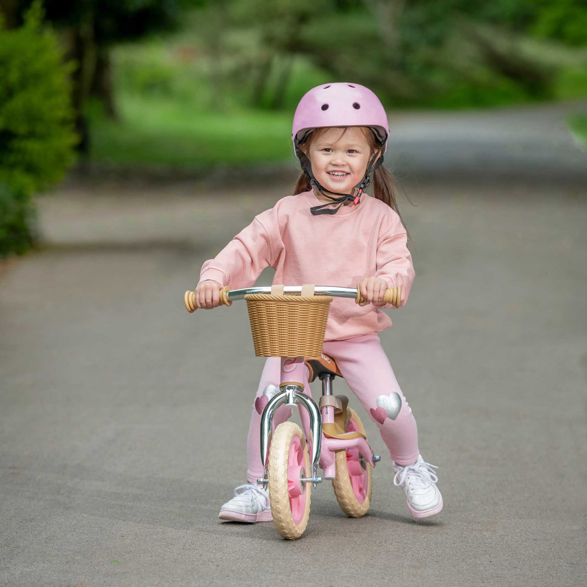 EVO Balance Bike with adjustable seat and handlebars, lightweight and durable frame, perfect for teaching children balance and coordination.