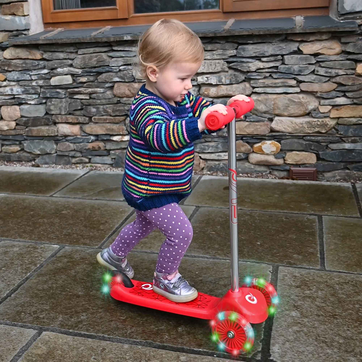 EVO Light Up Move N Groove Scooter for Ages 2 and Up with Lean-to-Steer System and LED Wheels, perfect for young children’s outdoor adventures.