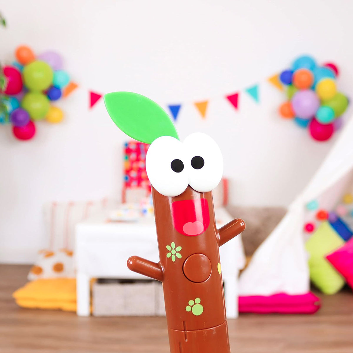 Hey Duggee Press, Play and Party Sticky Stick