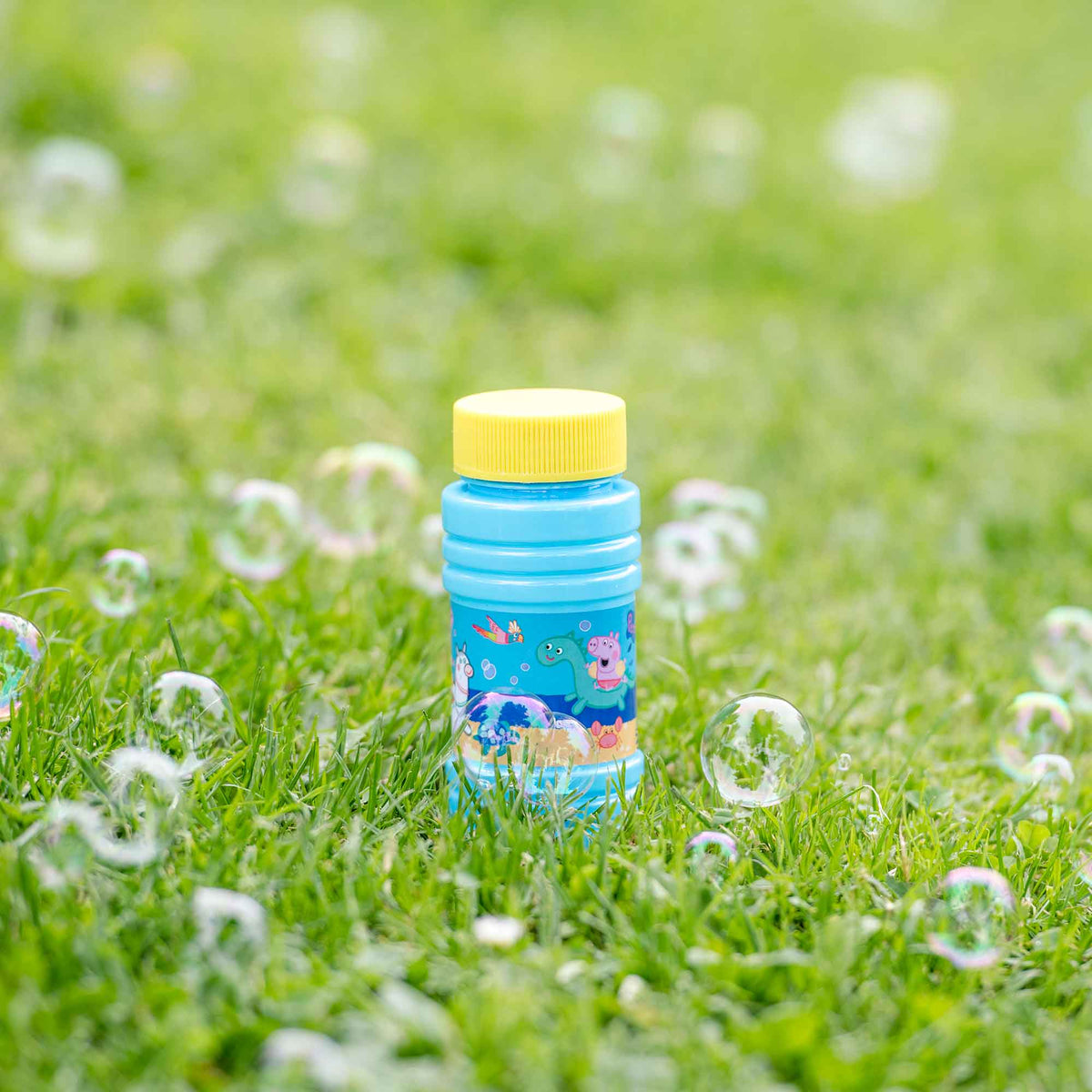Peppa Pig Bubble Bundle - Includes Bonus Bubble Solution Bubble Toys
