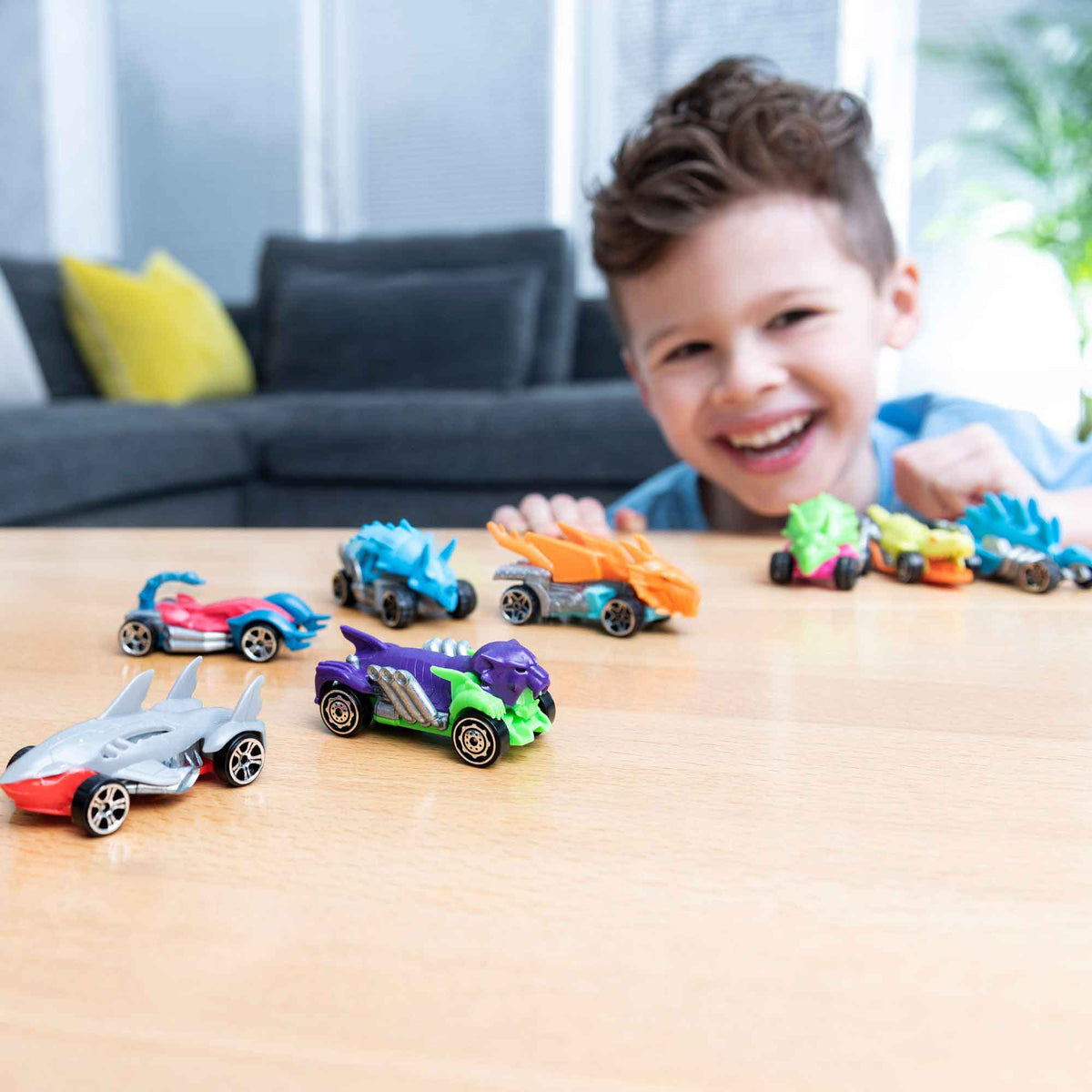 Teamsterz Beast Machine Dino Car Play Set - 10 Die-Cast Cars Cars &amp; Transporters